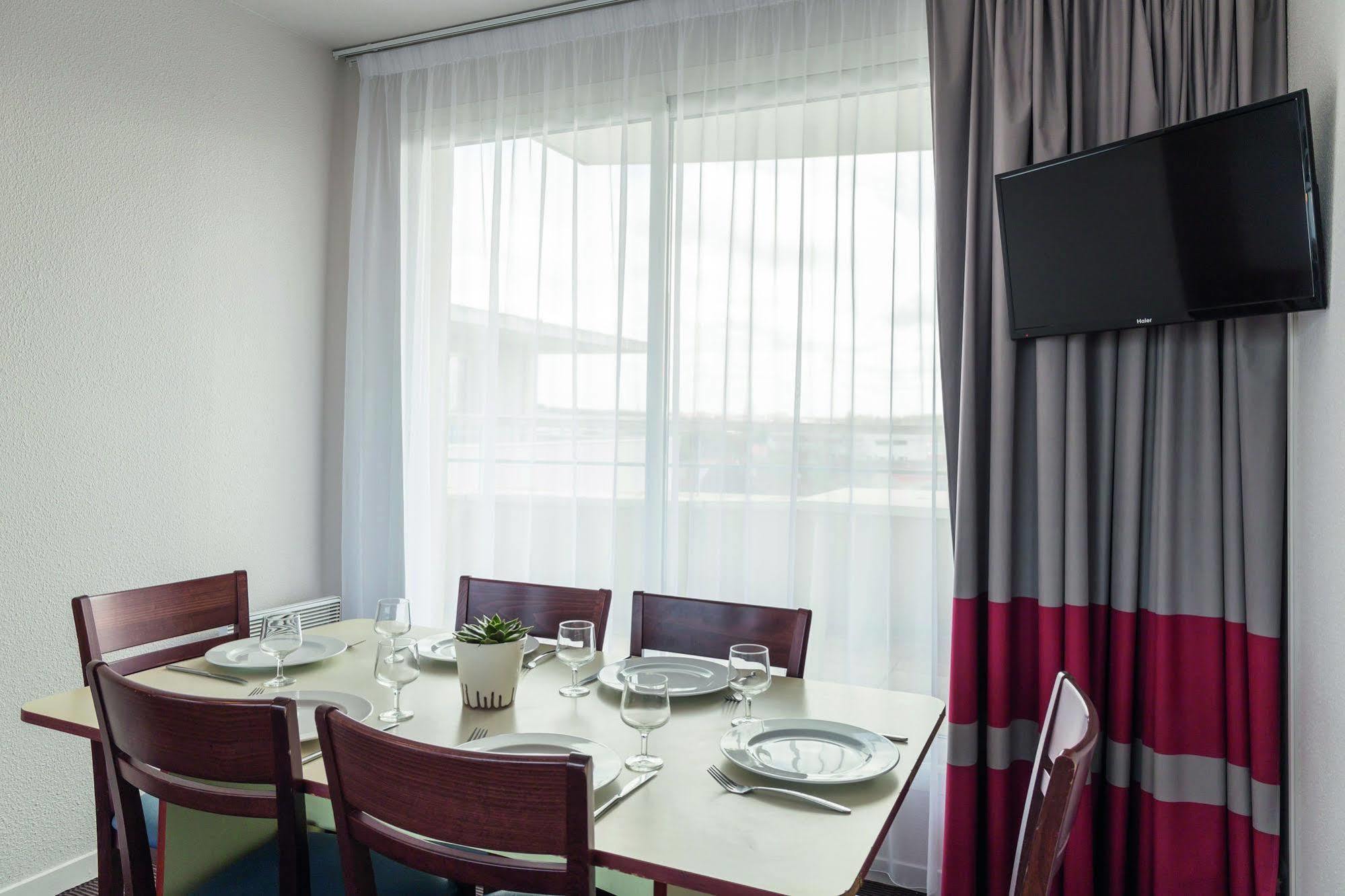 Appart'City Classic La Rochelle Centre Экстерьер фото