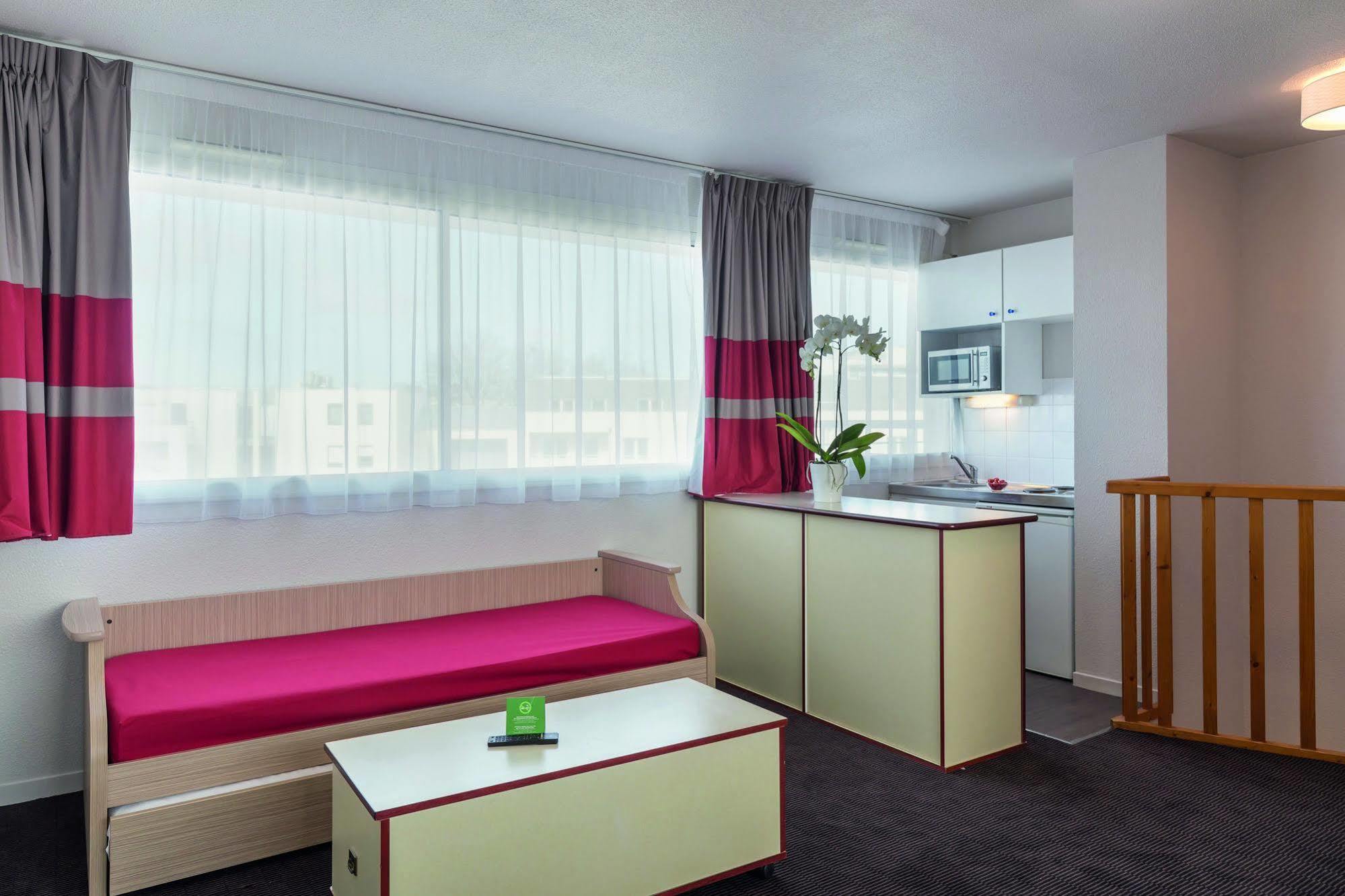Appart'City Classic La Rochelle Centre Экстерьер фото